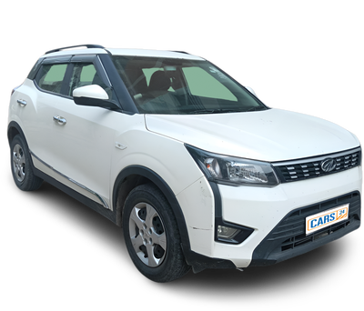 Mahindra XUV300-img